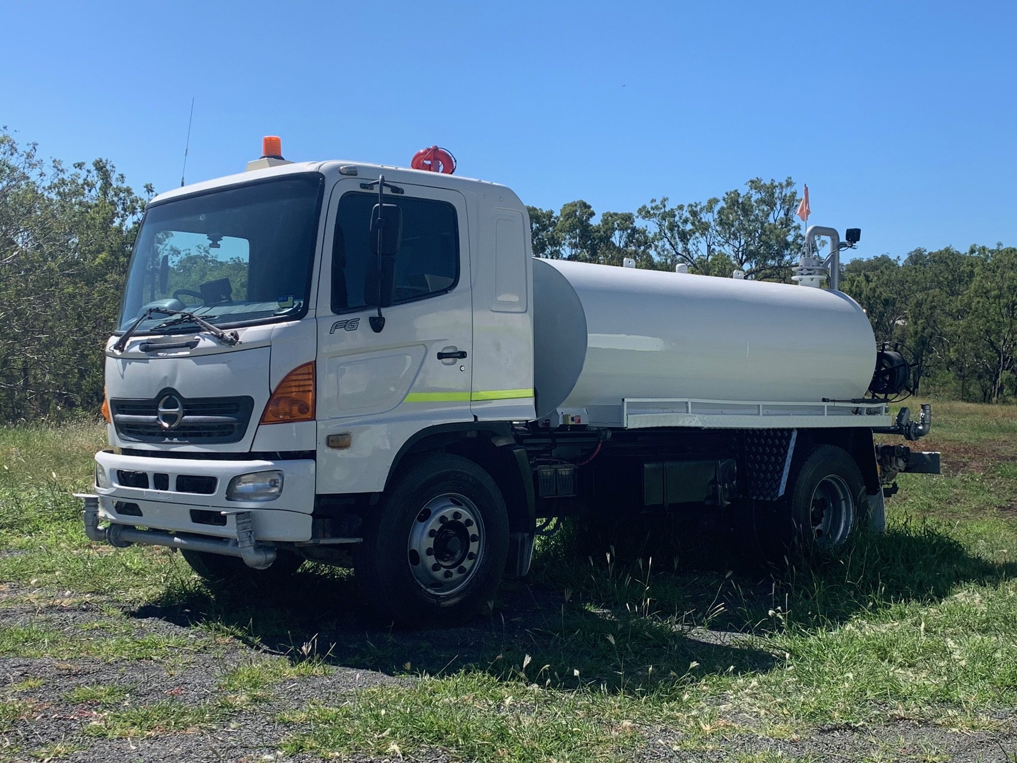  Hino  Water Truck  Excavation Equipment