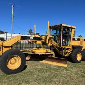 2005 Caterpillar 12H Grader